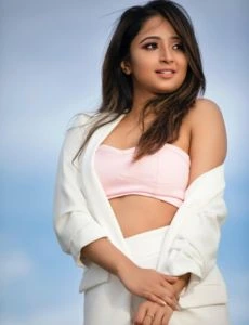 Sahdai Buzurg call girls